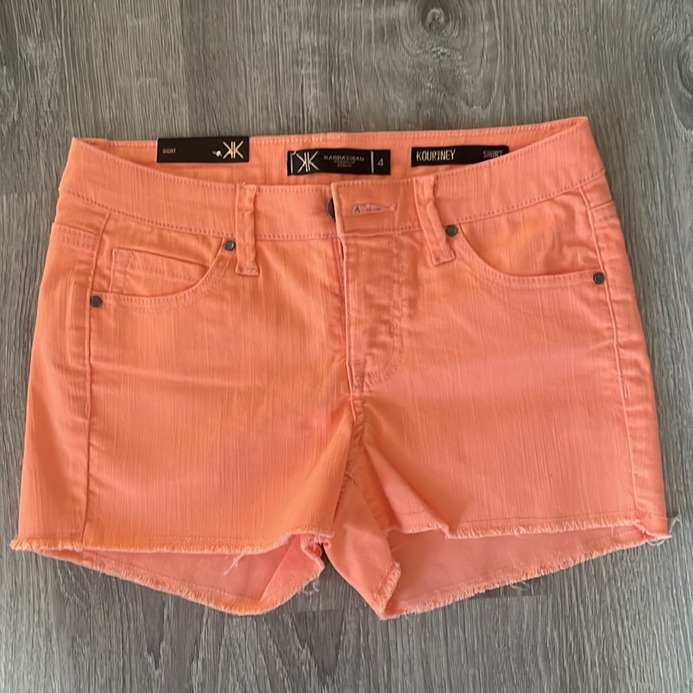 NWT Kardashian Womens Denim Short Shorts Size 4